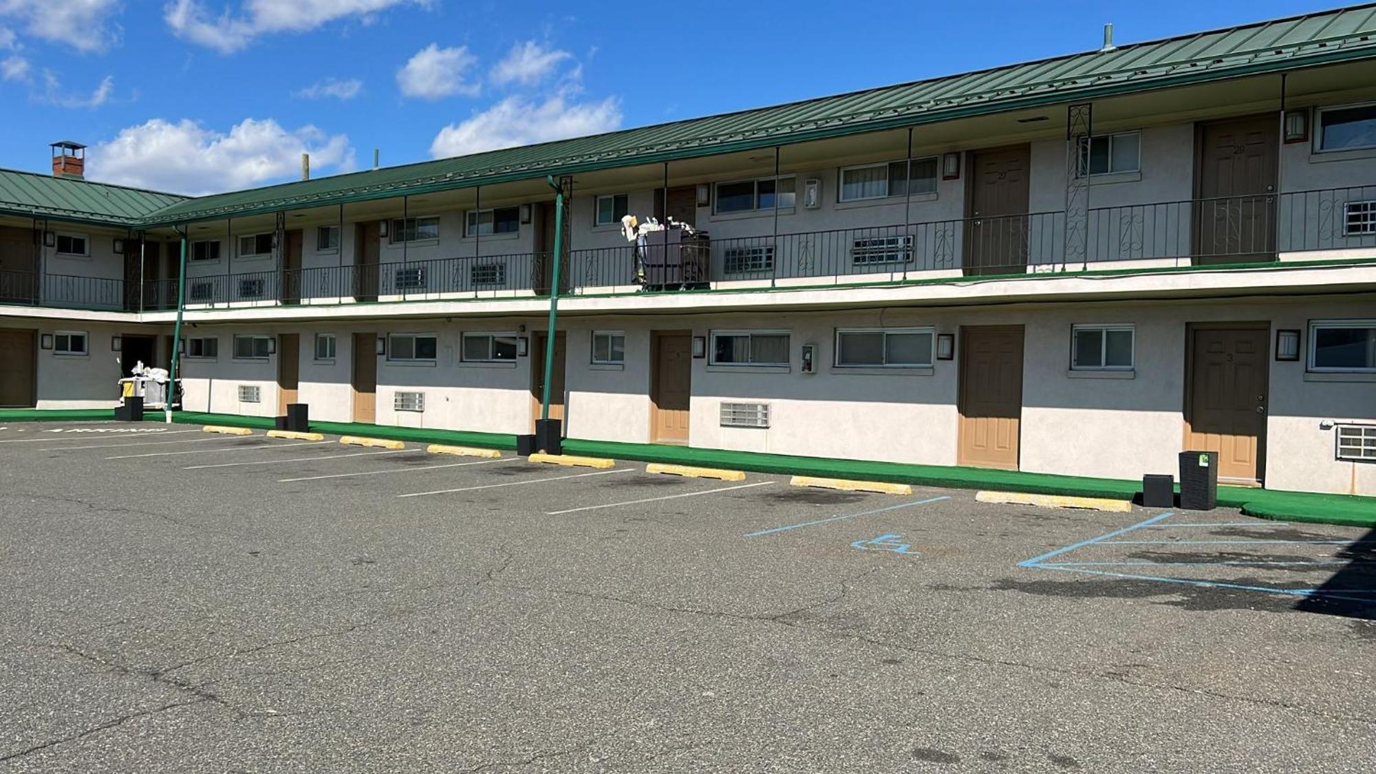 Winslow Motel Lyndhurst Esterno foto